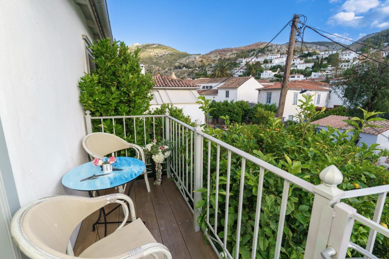 Livin Hydra Private Collection Suite 2 Экстерьер фото